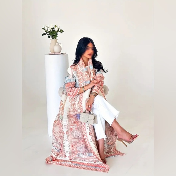 The Muslim Closet Zahira Abaya Vogue - Picture 11 of 14